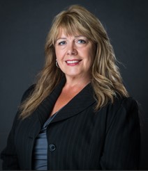 Dr. Lisa Majewski